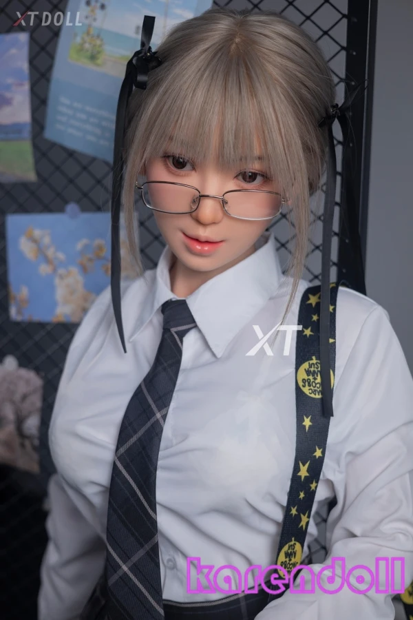 制服姿 XT-39 Grace 157cm D cup 24kg軽量シリコンラブドール XTDOLL最新ダッチワイフ リアル 等身 大 エロ 高級 エッチ 人形